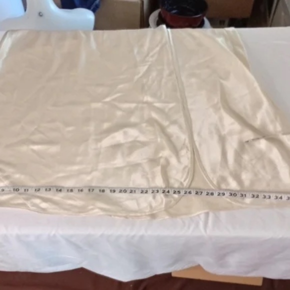 Victoria's Secret Vintage Gold Label Full Length Wide Sweep Nightgown Cream L - Picture 12 of 14